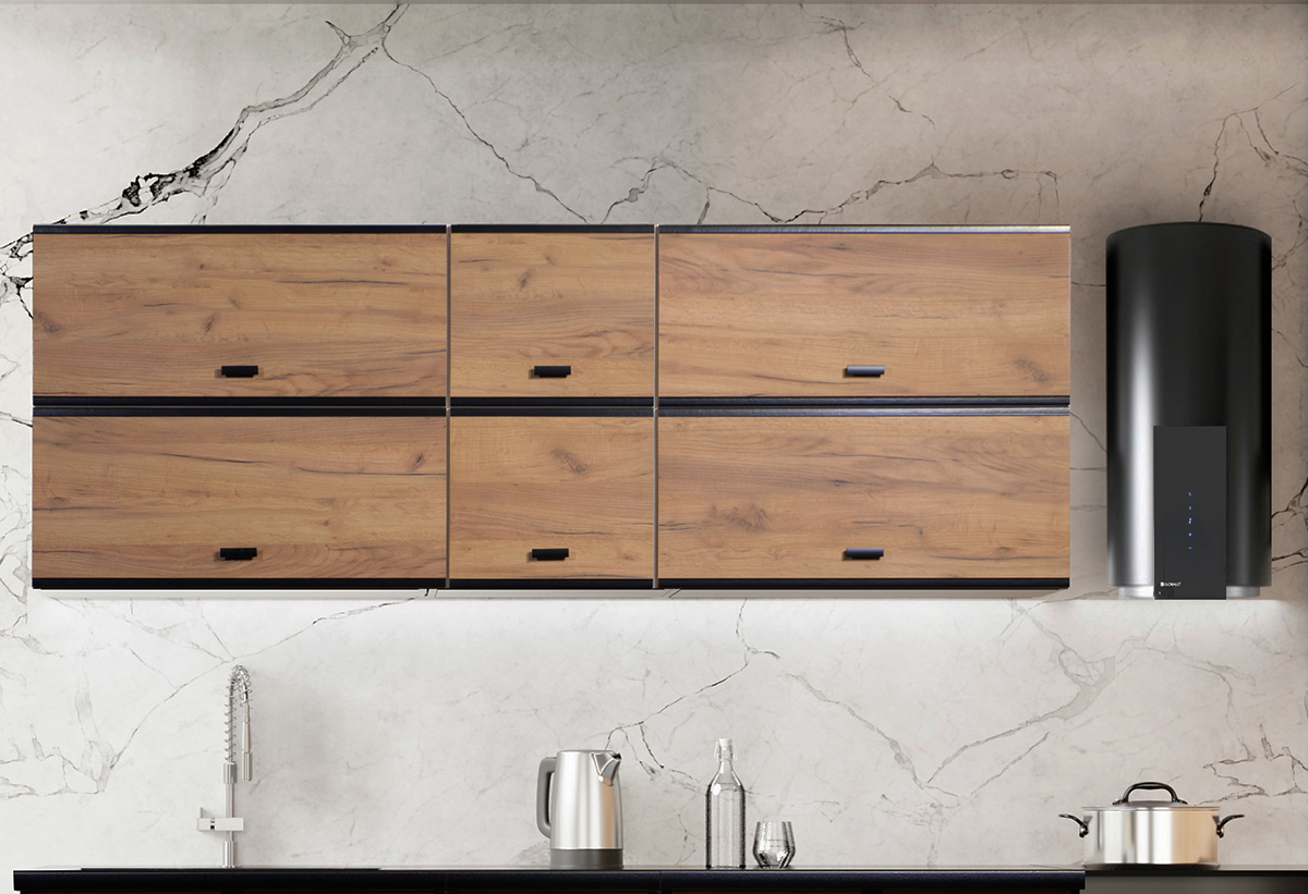 Απεικονίζονται τα κρεμαστά ντουλάπια της έτοιμης κουζίνας.